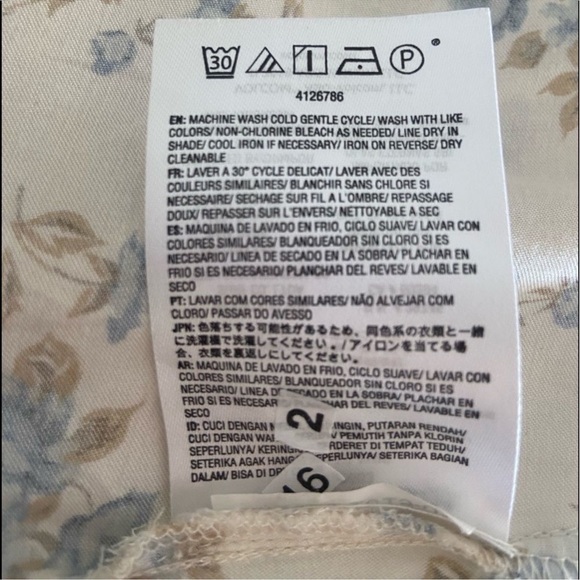 Volcom size Medium women’s floral maxi skirt with leg slit - Picture 7 of 9